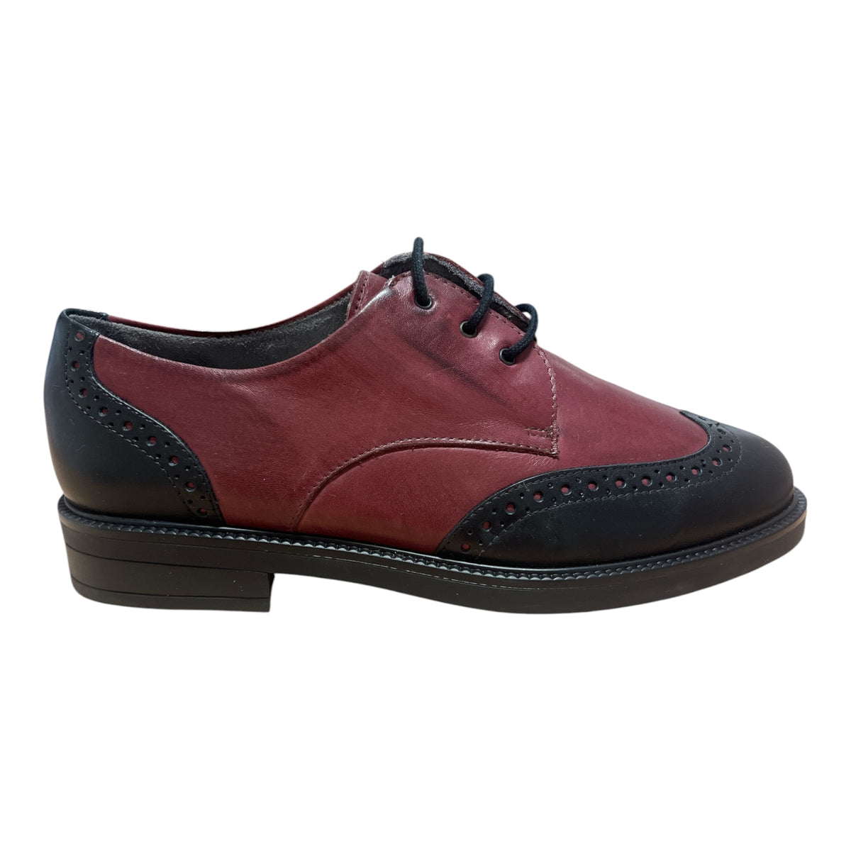 Pitillos Black and Burgundy Women's Brogues 11.582