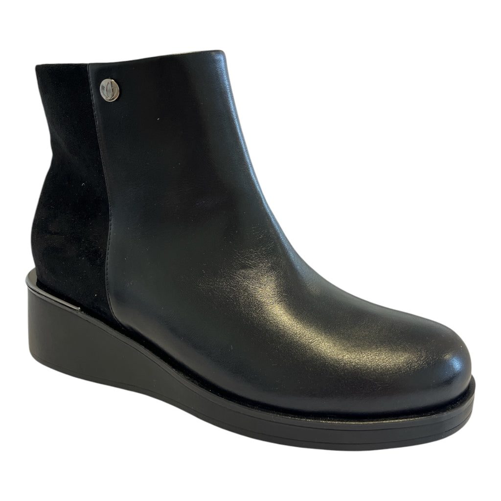 Lotus Nori Black Wedge Boots