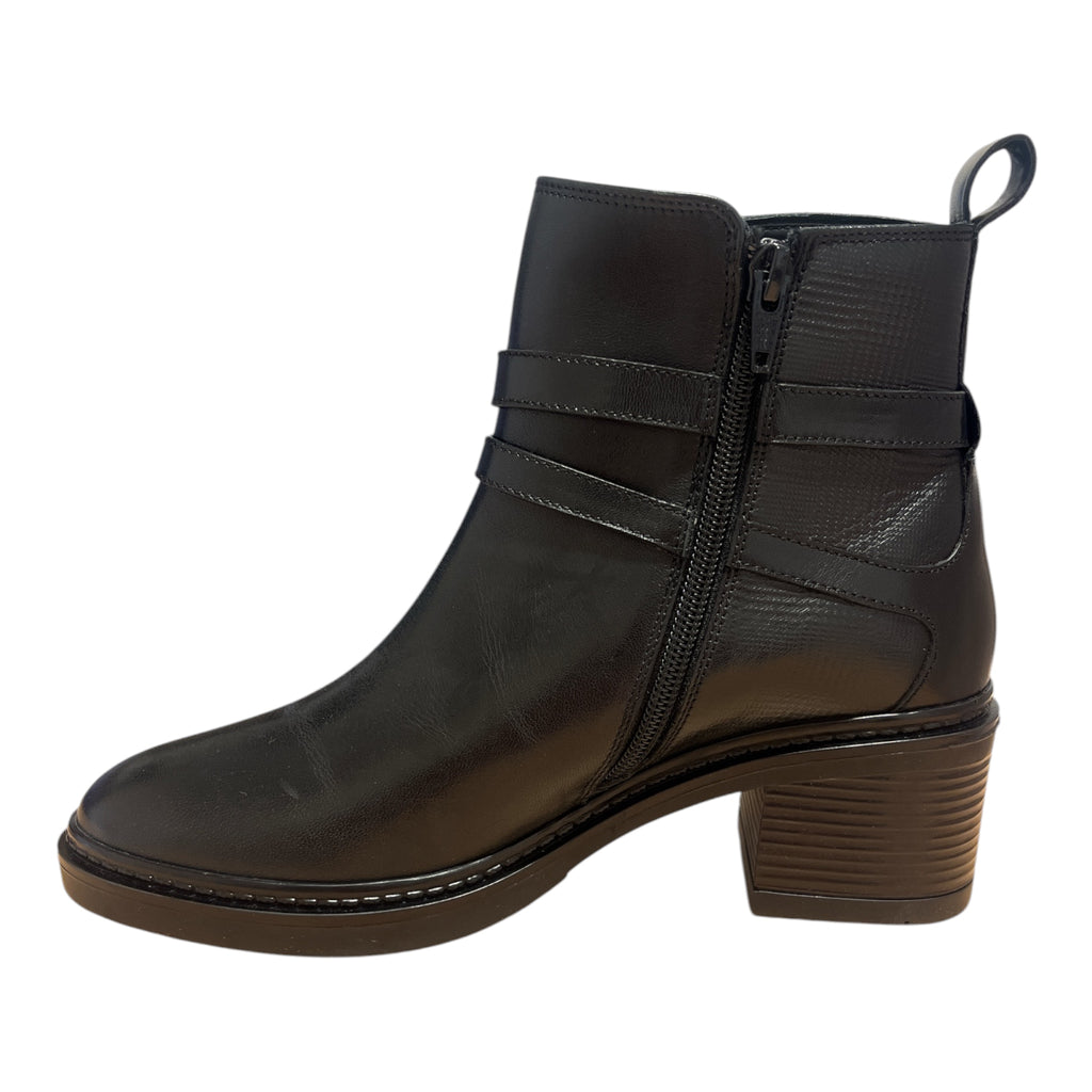 Lotus Dominika Black Ankle Boots