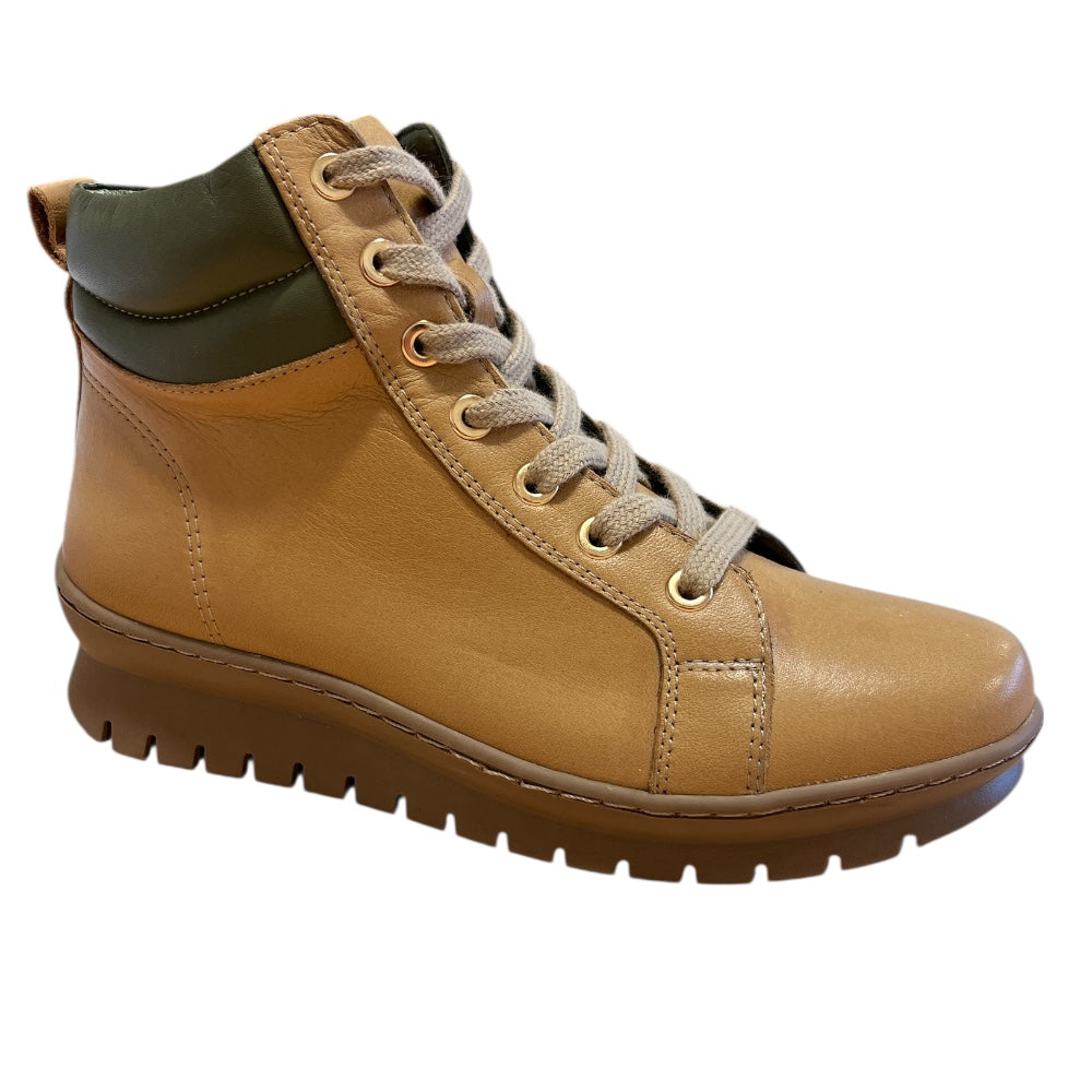 Adesso Winnie Camel Leather Ankle Boots