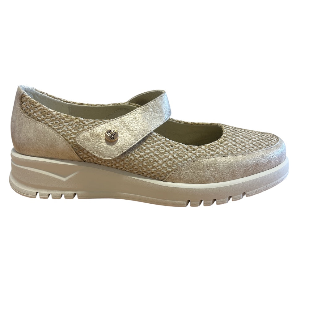 Pitillos 20.302 Gold Velcro Strap Shoes