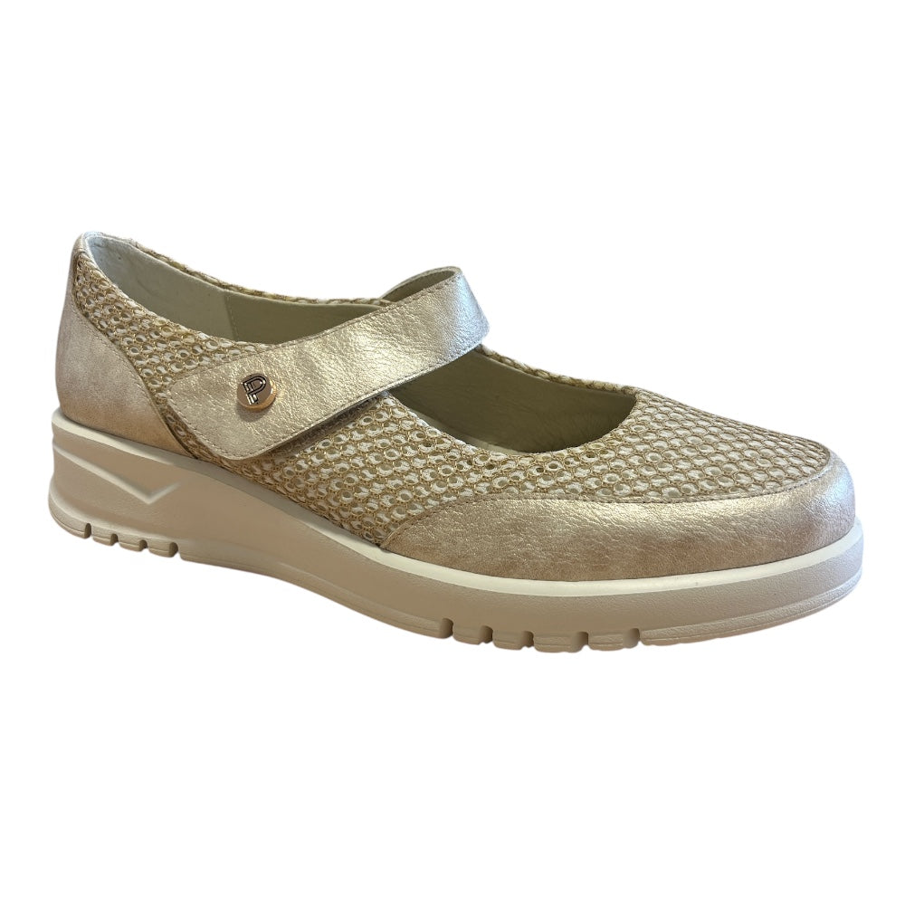Pitillos 20.302 Gold Velcro Strap Shoes