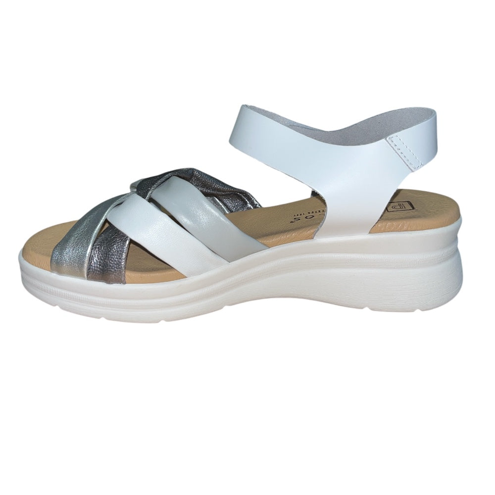 Pitillos 11.290 White and Silver Leather Sandals