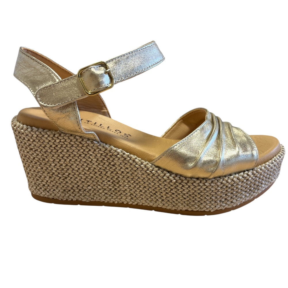 Pitillos 11.272 Gold Leather Wedge Sandals