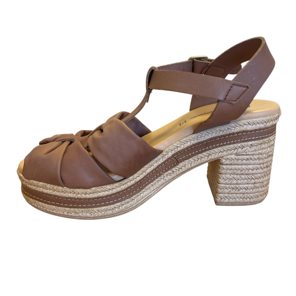 Pitillos 30.212 Tan Leather Heeled Sandals
