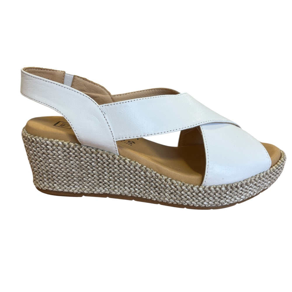 Pitillos 11.265 White Wedge Sandals