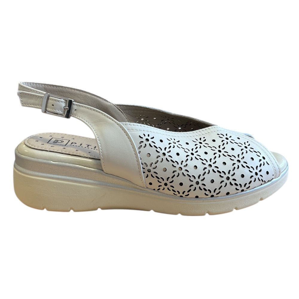 Pitillos 11.040 Beige Slingback Sandals