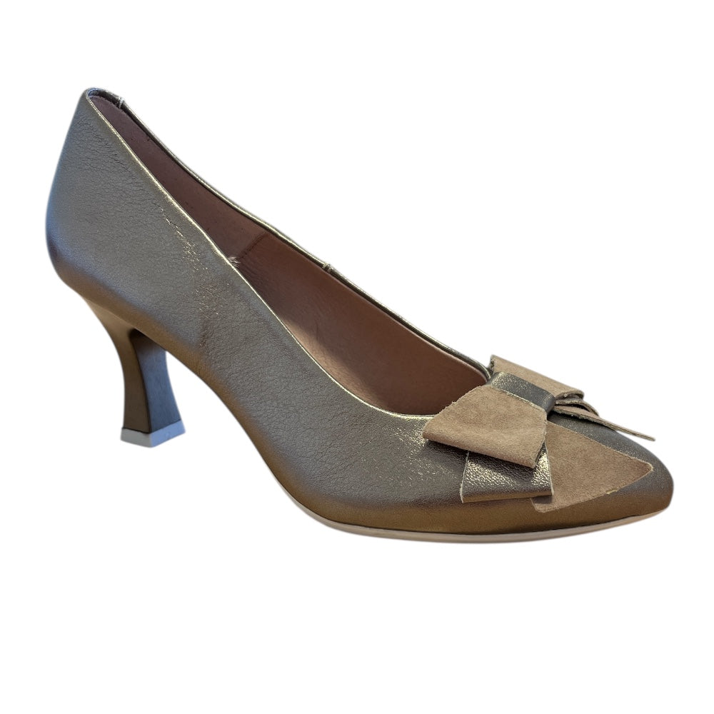 Pitillos 11.192 Bronze Metallic Court Shoes