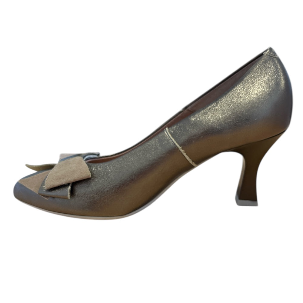 Pitillos 11.192 Bronze Metallic Court Shoes