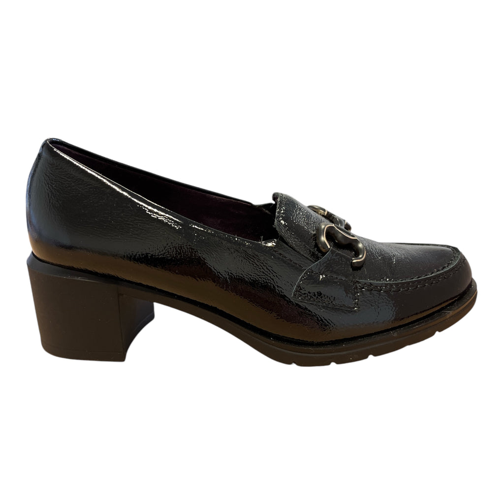 Pitillos Black Patent Heeled Loafers 11.621