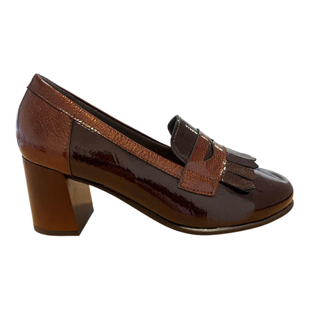 Pitillos Brown Patent Heeled Loafers 11.654