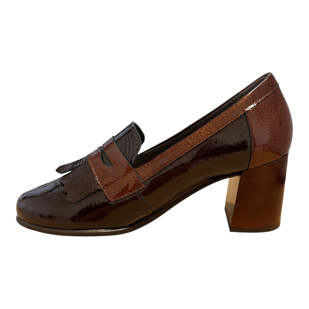 Pitillos Brown Patent Heeled Loafers 11.654