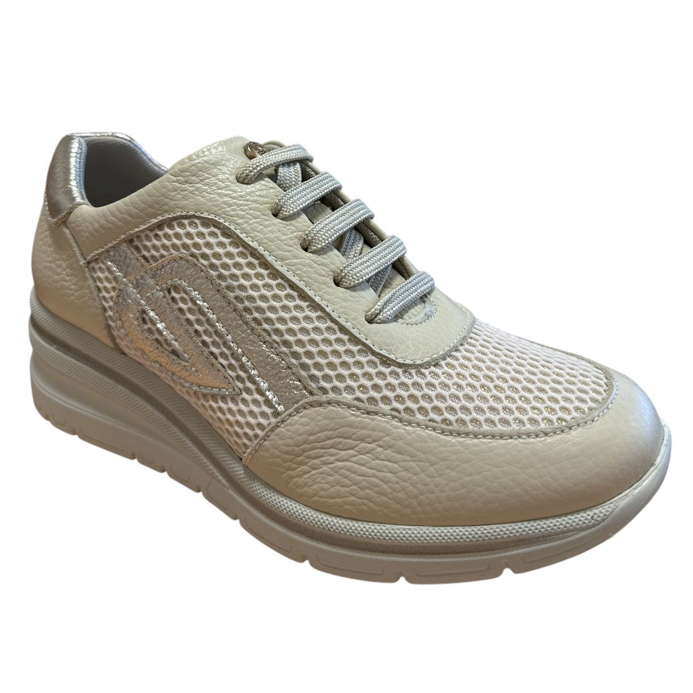 Pitillos 11.113 Beige Leather Trainers