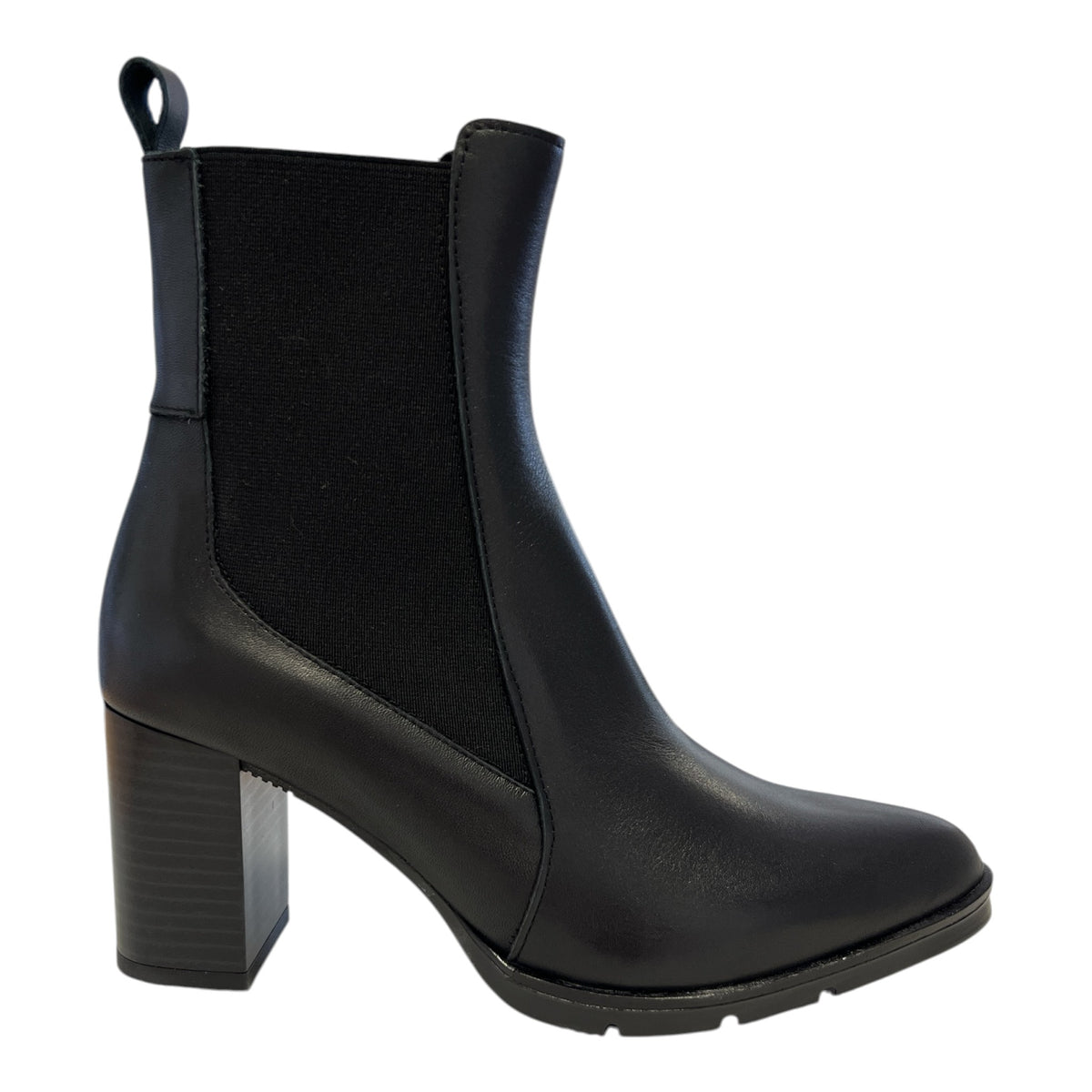 Pitillos Black Leather Heeled Boots