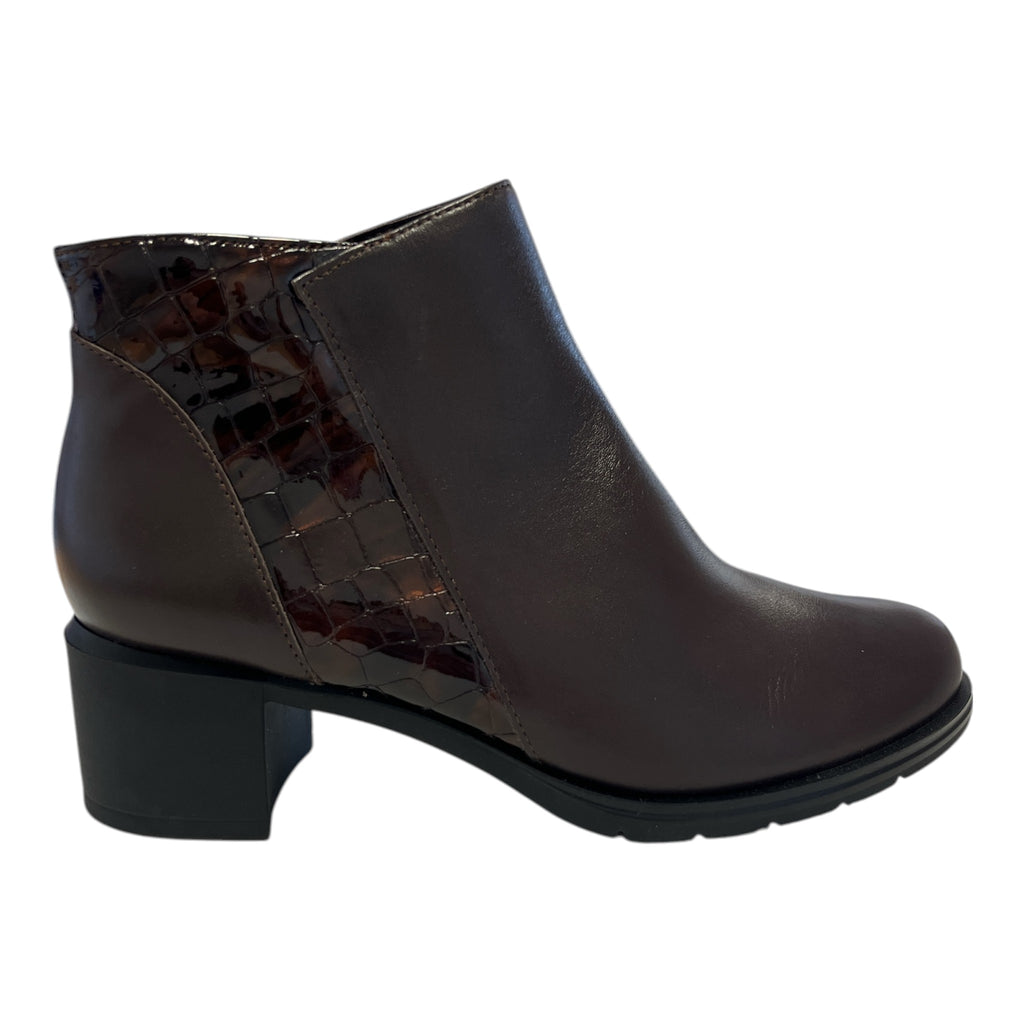 Pitillos Brown Leather Heeled Ankle Boots 11.624