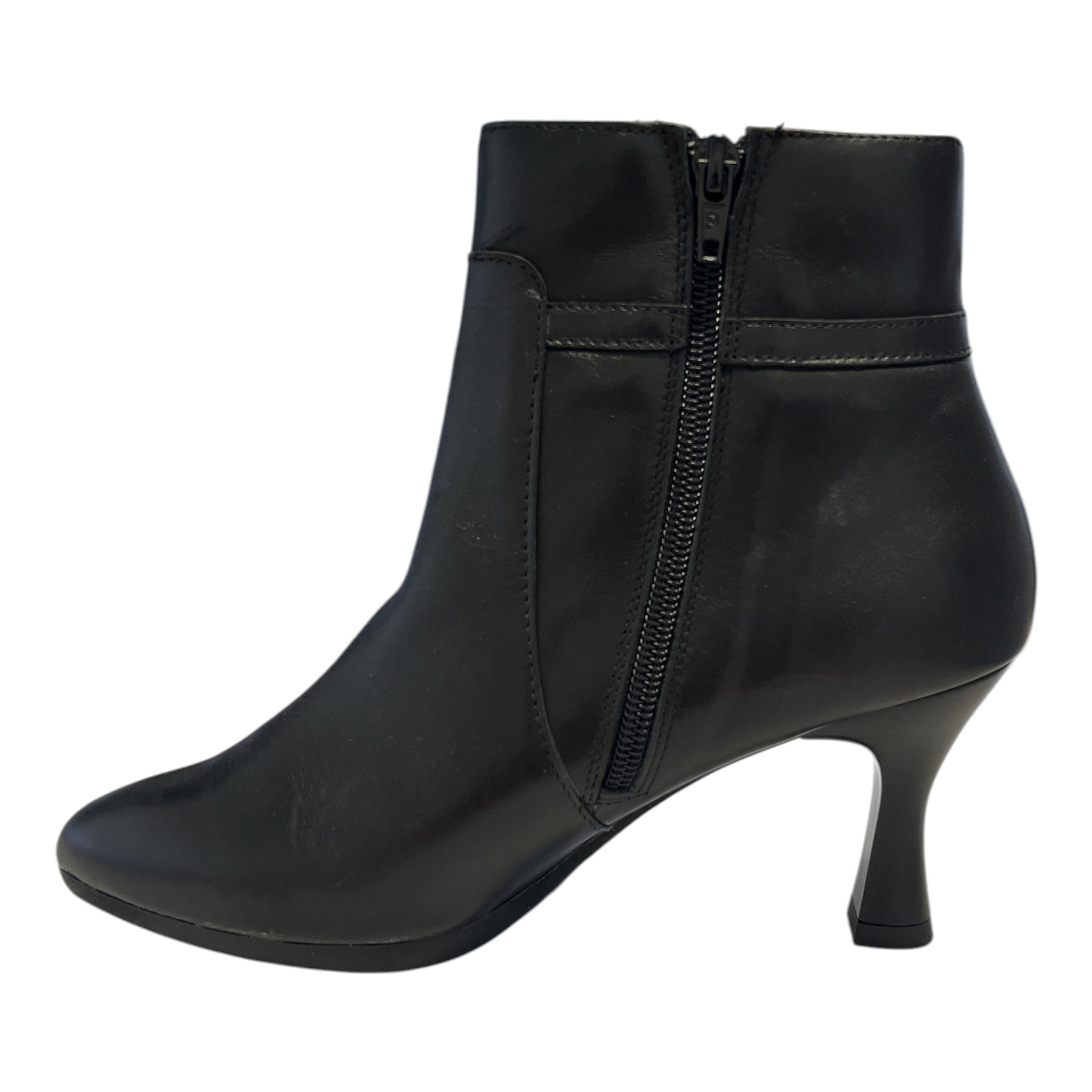 Pitillos Black Leather Heeled Boots 30.536