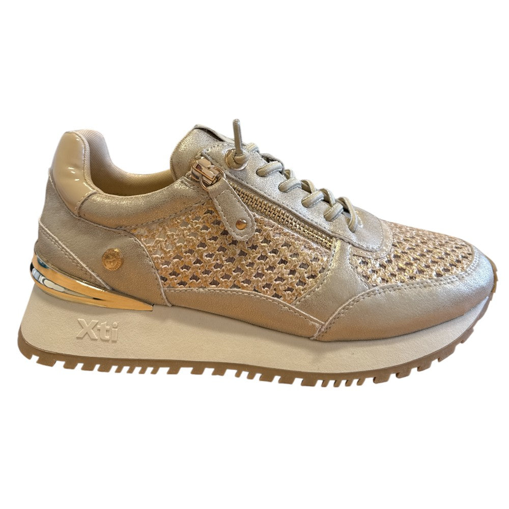 Xti 145194 Gold Trainers